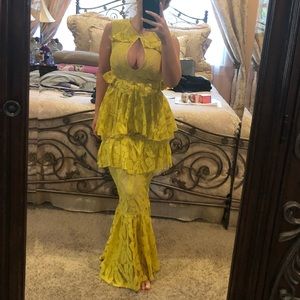 Never worn. Yellow lace ruffled dress. UK 6=Small